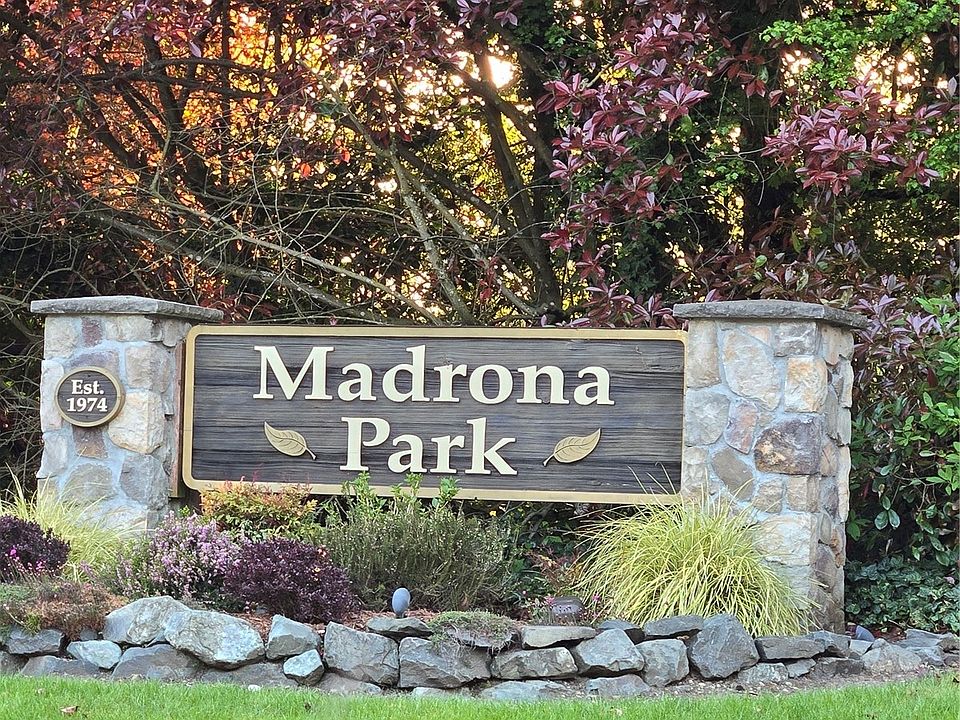 Madrona Park Entrance>