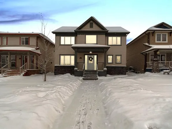 149 W Magpie St, Wood Buffalo, AB T9K 0L4