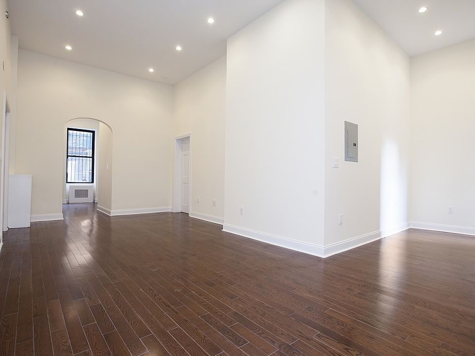 1st image of 170 W 73rd St APT 1A