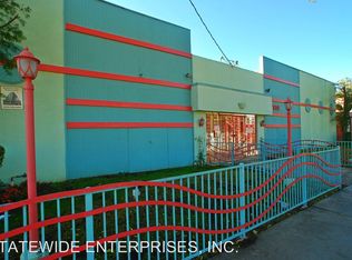 17818 Saticoy St APT 4, Reseda, CA 91335