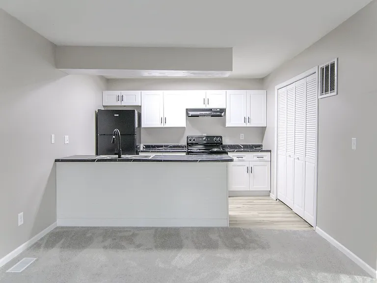 Woodwind Apartments — Photo 30