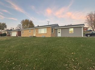 315 Droessler Drive, Dickeyville, WI 53808