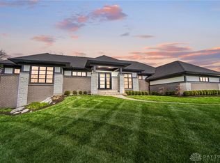 266 Fox Meadow Ct, Xenia, OH 45385