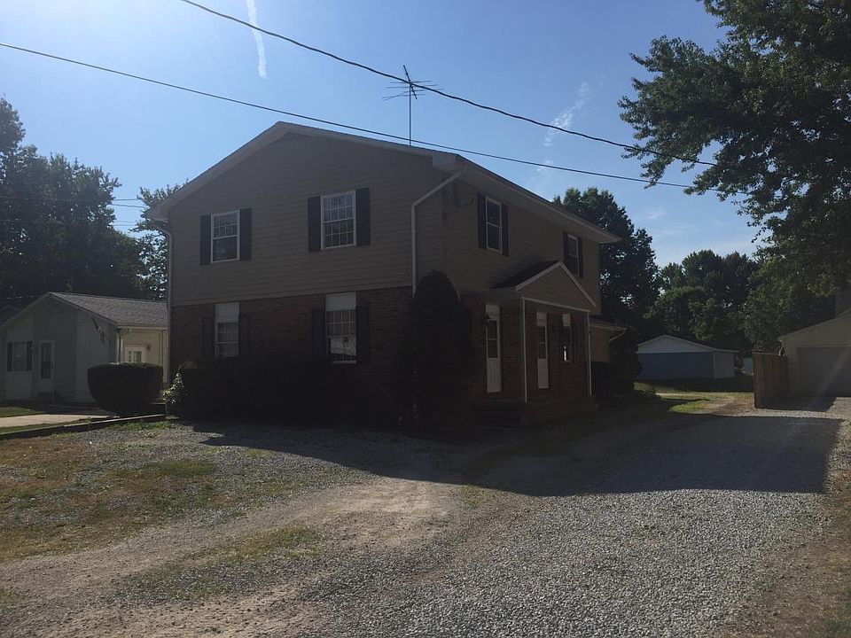 1st image of 2680 & 2684 Chelsea Dr