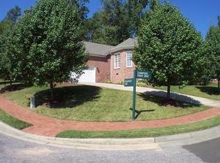 1100 Highland Ridge Ct, Durham, NC 27712