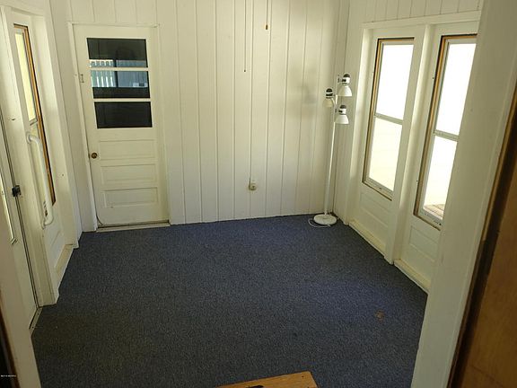 3rd image of 412 Brownway