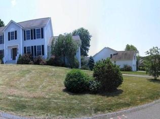 12 Chelsea Ct, Nashua, NH 03062