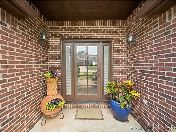 5th image of 14538 S Urbana Ct
