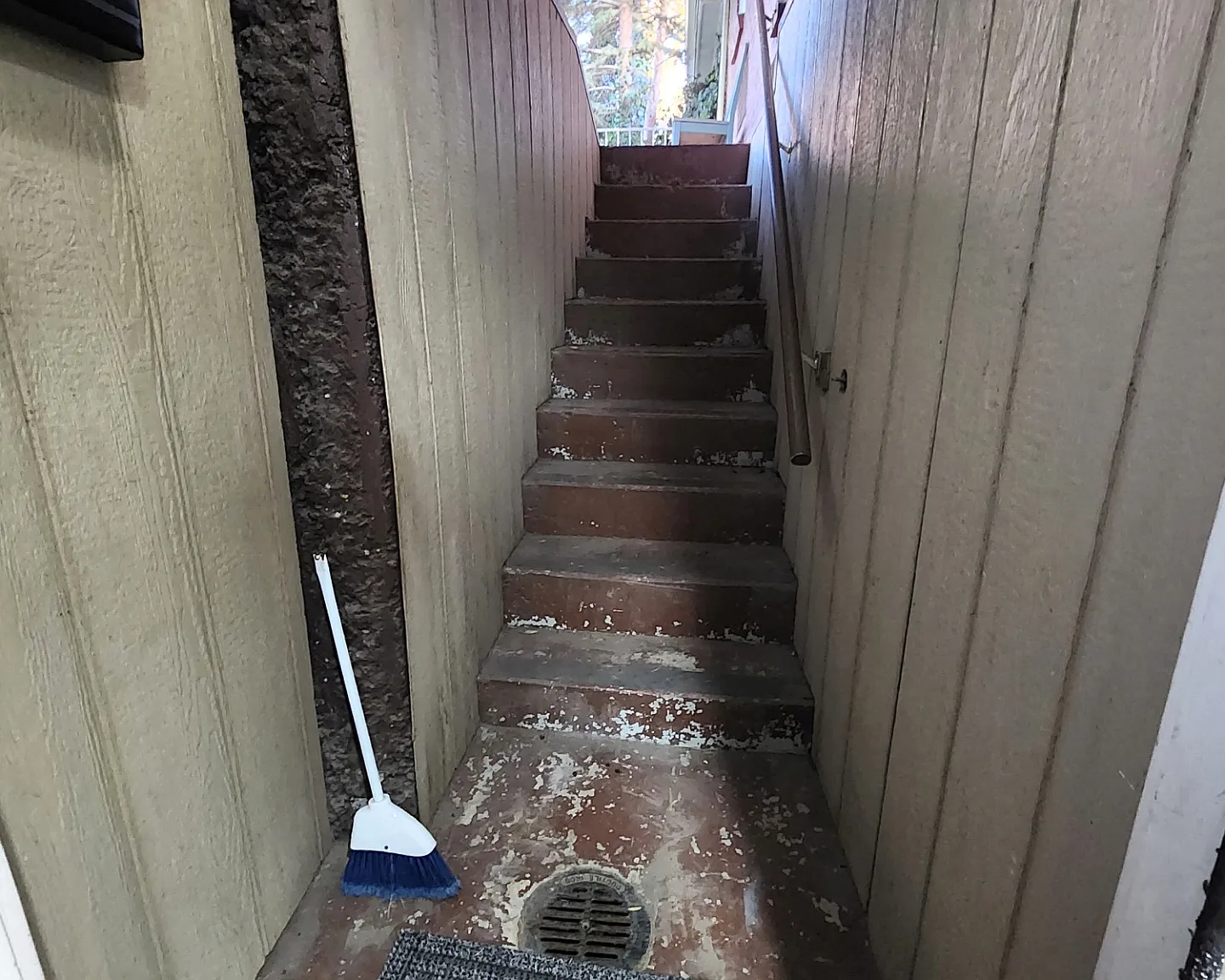 2 bed, 1100 sqft, $1,250 — Photo 4
