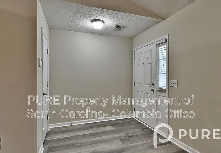 321 Downs Dr — Photo 15