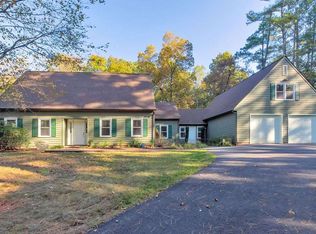 1120 Fox Ridge Dr, Earlysville, VA 22936