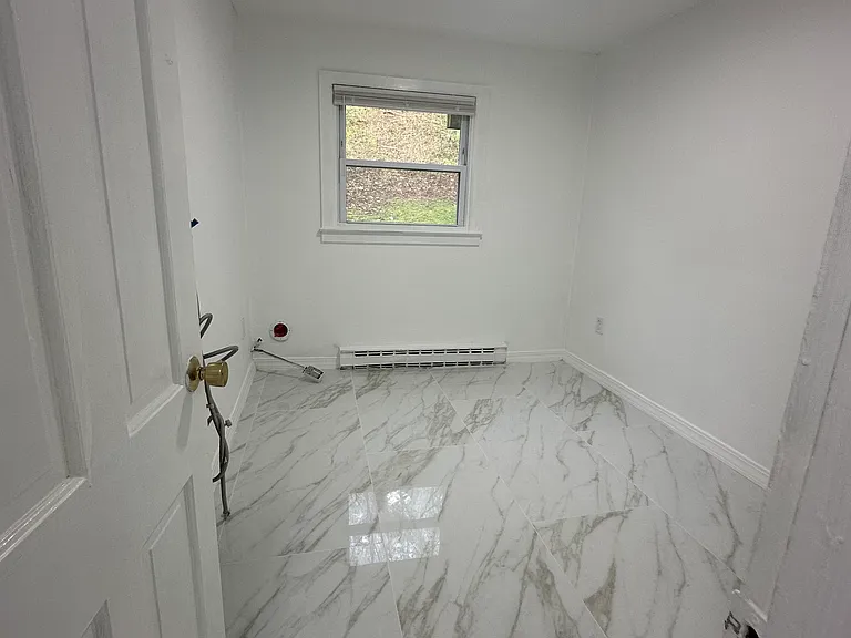 211 Kent Rd #D — Photo 9