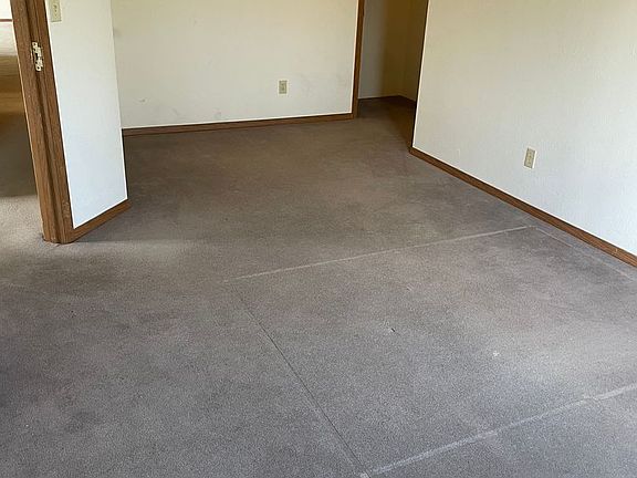 3rd image of 520 14th St S #401