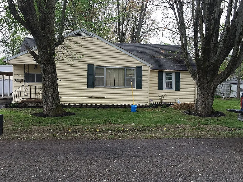 528 N Washington St photo 1