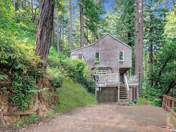2nd image of 820 Lovell Avenue