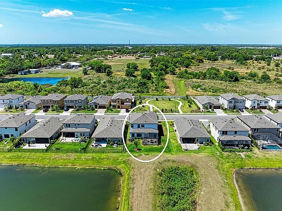 5th image of 12664 Oak Hill Way