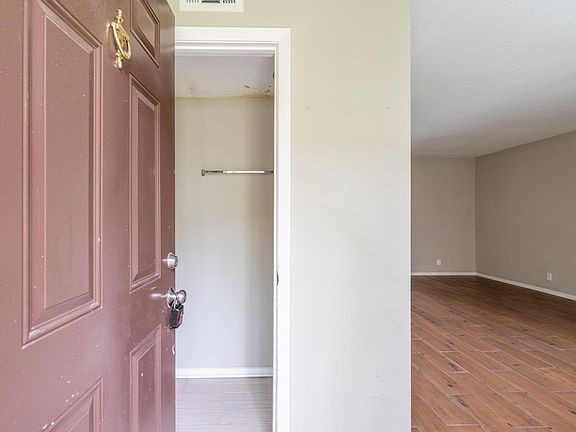 3rd image of 6621 Poplar Woods Cir S APT 4