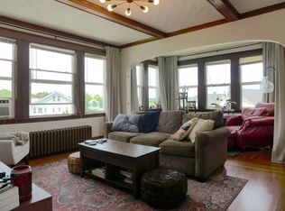 44 Leamington Rd, Brighton, MA 02135