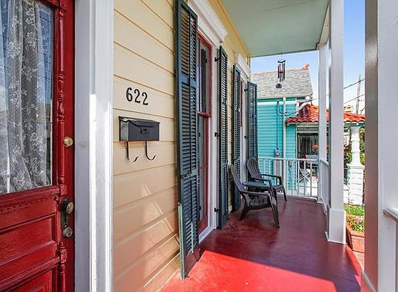 3rd image of 622 Delaronde St