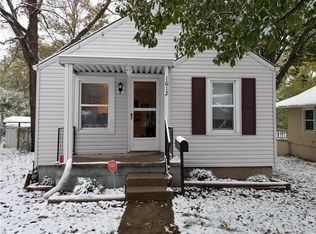 1612 W College St, Independence, MO 64050