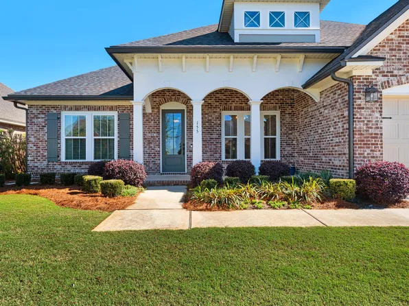 155 Meadow Lake Dr, Freeport, FL 32439