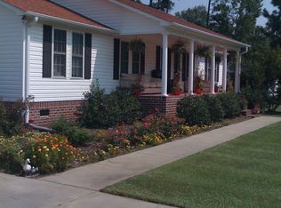 407 Southern Pines Dr, Myrtle Beach, SC 29579