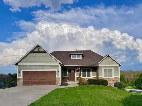 19580 W 107th St, Olathe, KS 66061