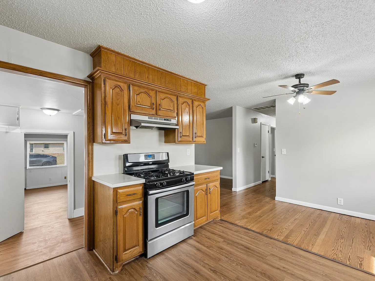 4 bed, 1460 sqft, $1,350 — Photo 4