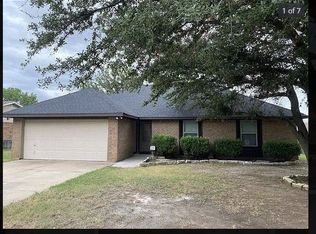 437 Guadalupe Dr, Saginaw, TX 76179