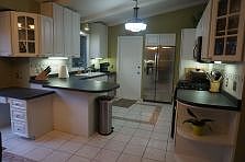3rd image of 271 Greenhill Ln
