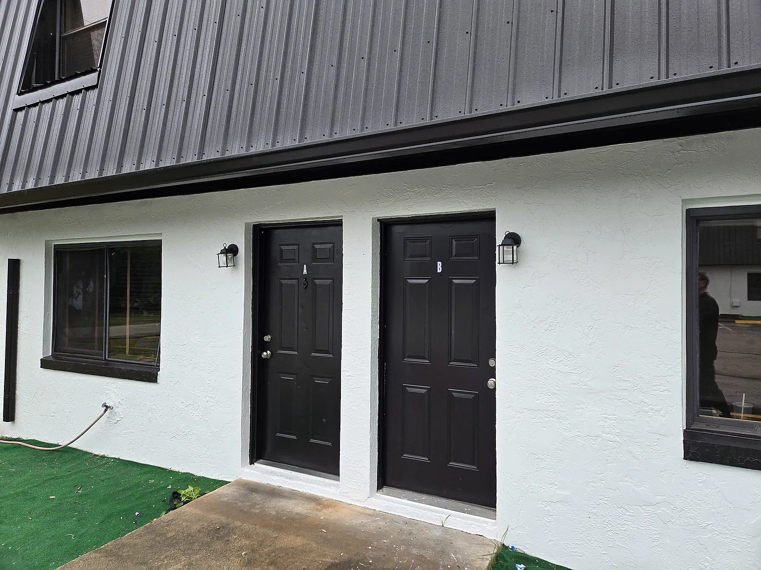 2 bed, 1.5 bath, 1070 sqft, $1,500 — Photo 2