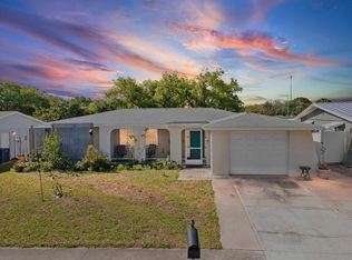 5646 Andrea Dr, Holiday, FL 34690