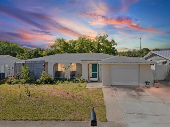 5646 Andrea Dr, Holiday, FL 34690