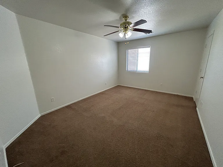 7399 W Solano Dr S — Photo 36