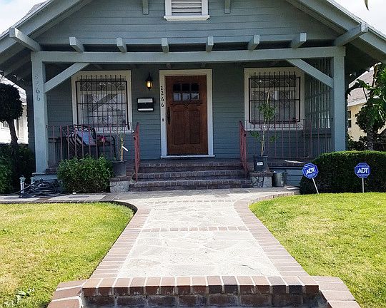3rd image of 2266 W 29th St