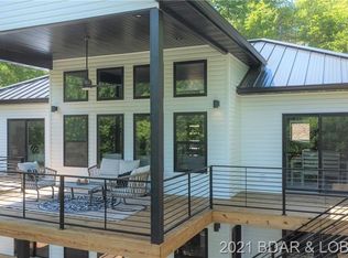 1169 Beacon Point Cir, Lake Ozark, MO 65049