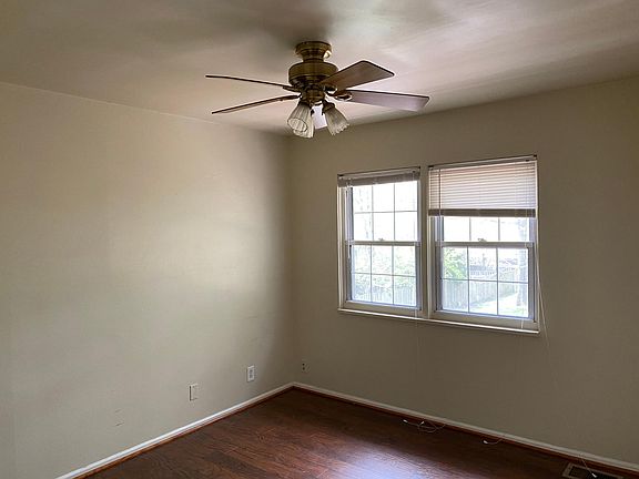 2nd image of 125 N Duke Dr