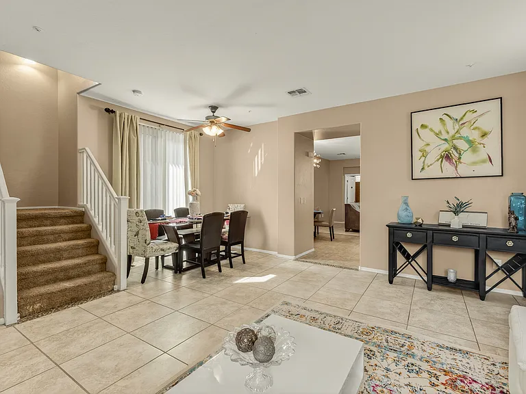 12034 W Polk St — Photo 36