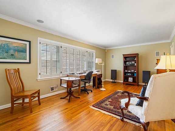 5th image of 2368 Peeler Rd