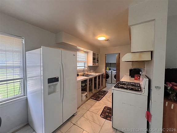 3rd image of 80852 S 4723rd Rd