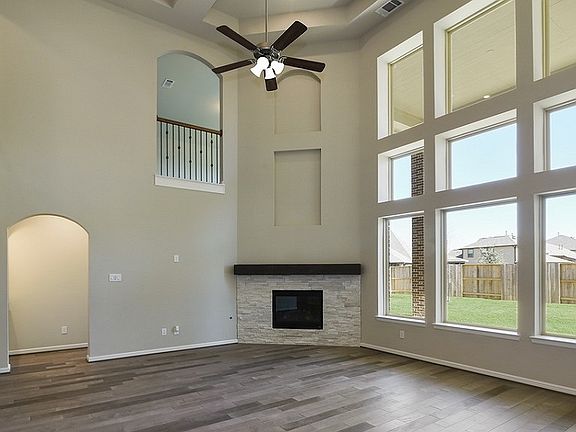 4th image of 10011 Galileo Ln