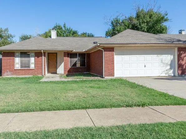6920 Lyndale Dr, Watauga, TX 76148