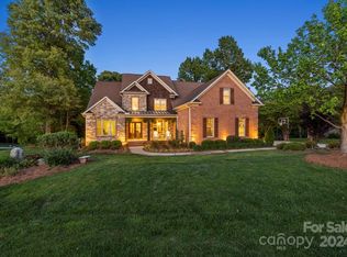 2518 Stoneview Ct, Denver, NC 28037