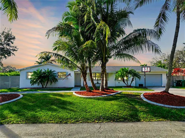 27340 SW 165th Ave, Homestead, FL 33031