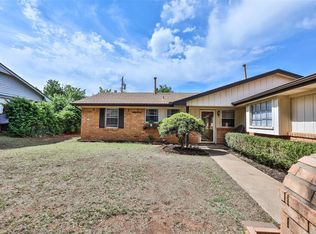 5716 NW 65th St, Warr Acres, OK 73132