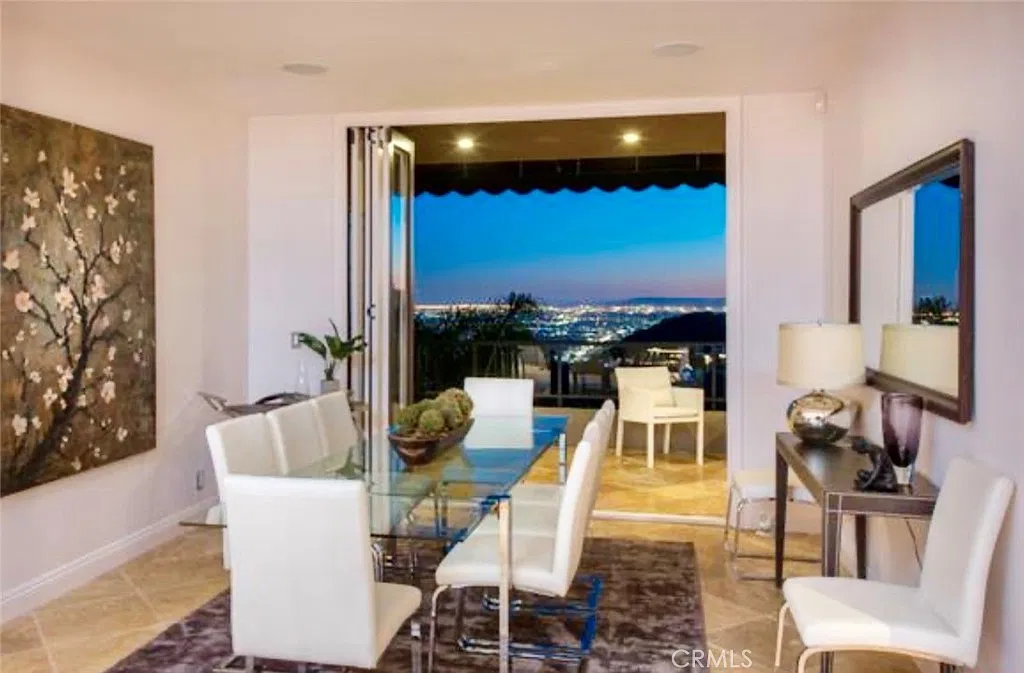 6 bed, 9.5 bath, 7000 sqft, $31,995 — Photo 4