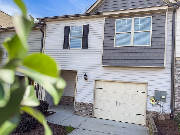 Turtle Creek Dr — Photo 4