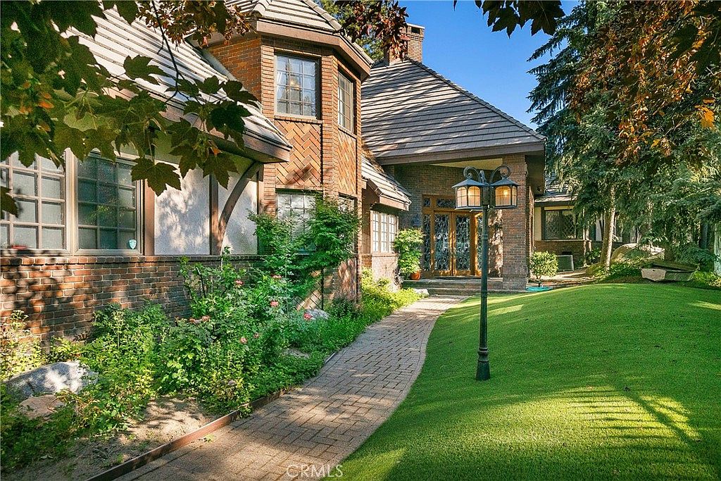 303 Lake Knoll Dr, Lake Arrowhead, CA 92352 MLS RW23115070 Zillow