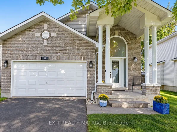 65 Lachaine St, Russell, ON K0A 1W0