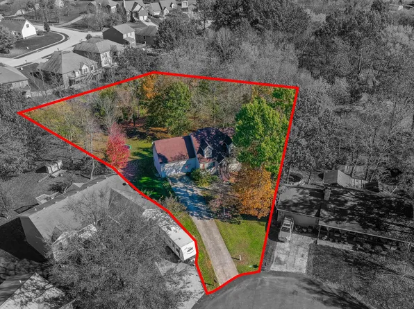111 Shuttle Dr, Georgetown, KY 40324